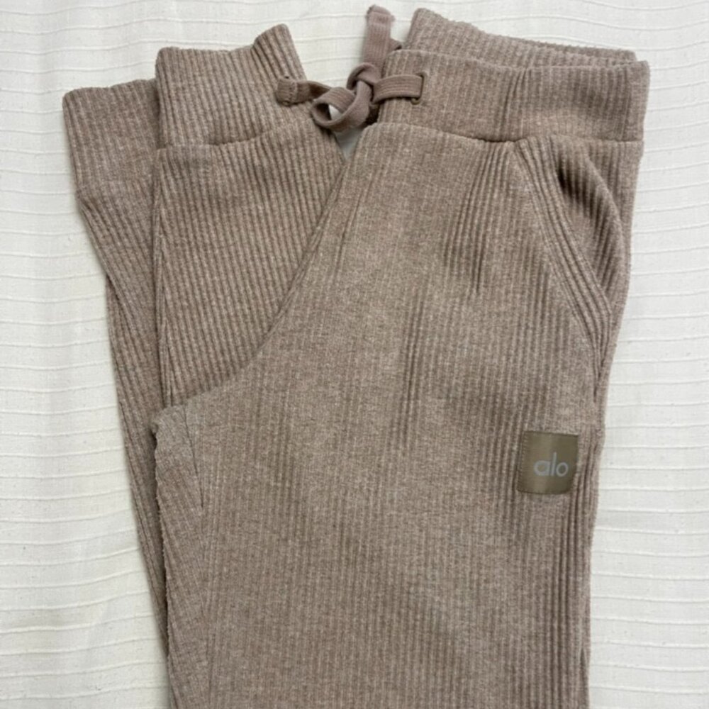 Alo Muse Sweatpants